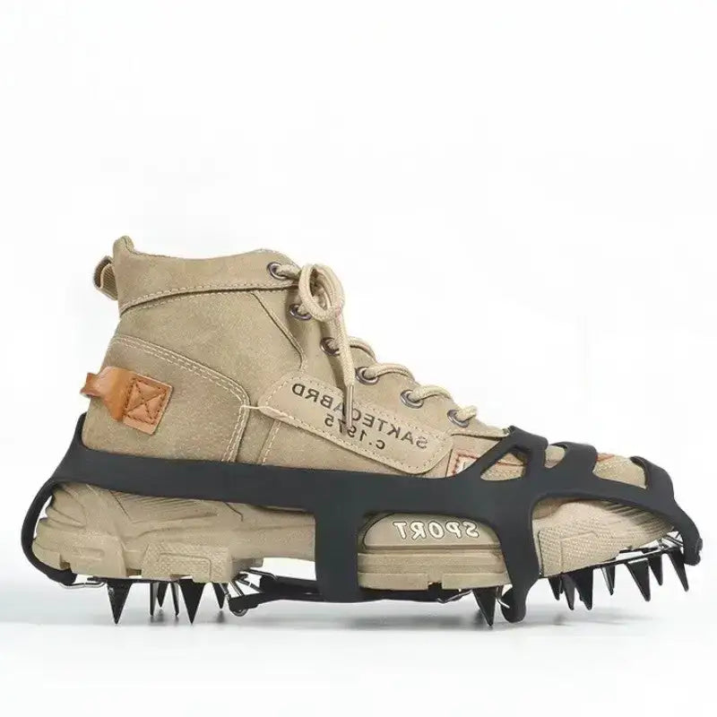 Crampon chaussure de randonnée