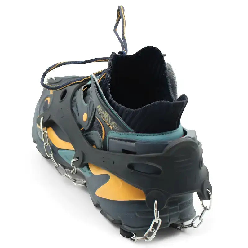 Crampon pour chaussures de randonnée