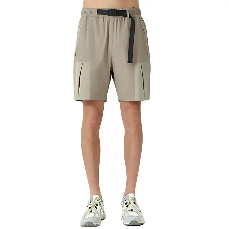 Short homme randonnée léger aventure