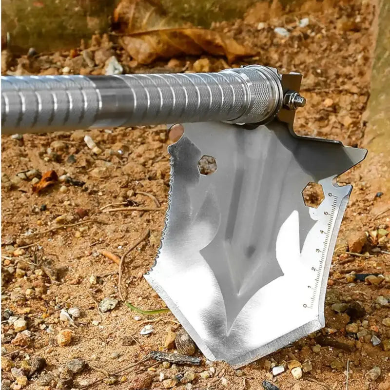 Kit survie forêt outils premiers secours
