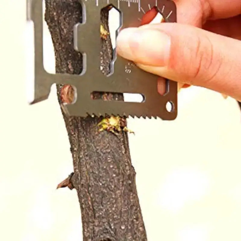 Kit survie guérilla outils basiques
