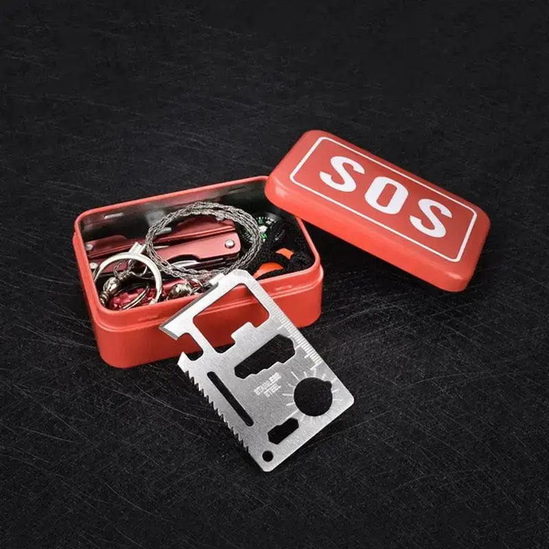 Kit survie randonnée outils basiques