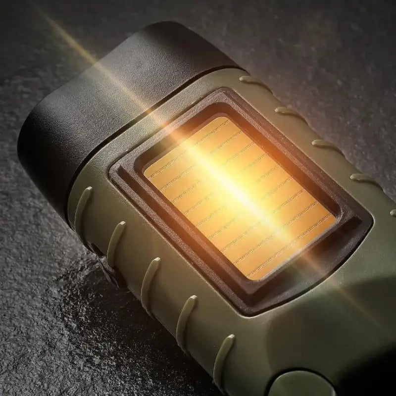 Lampe torche dynamo solaire portable