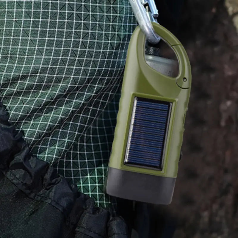 Lampe torche dynamo solaire portable