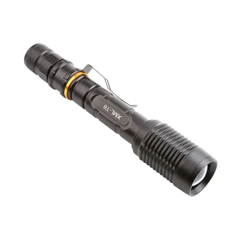 Lampe torche led ultra puissante rechargeable
