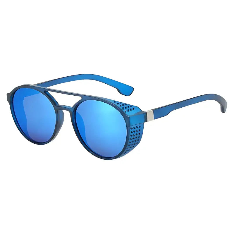 Lunettes randonnée moderne protections latérales