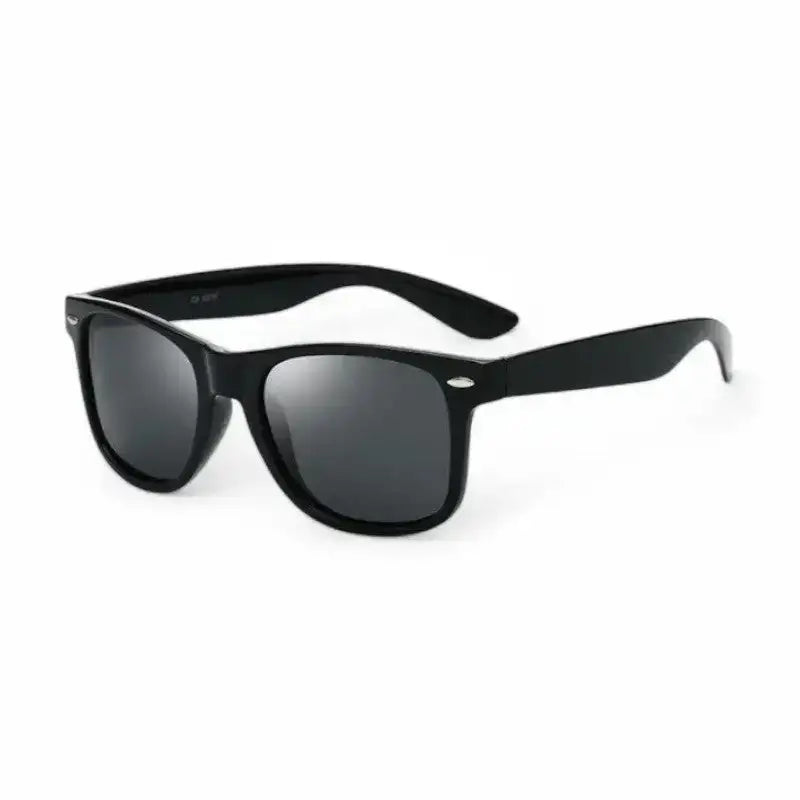 Lunettes de soleil noires polarisées