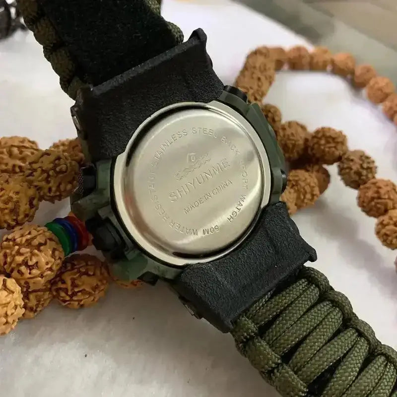 Montre militaire boussole multifonction sport