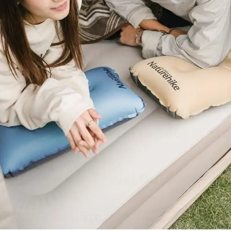 Oreiller randonnée automatique léger compact