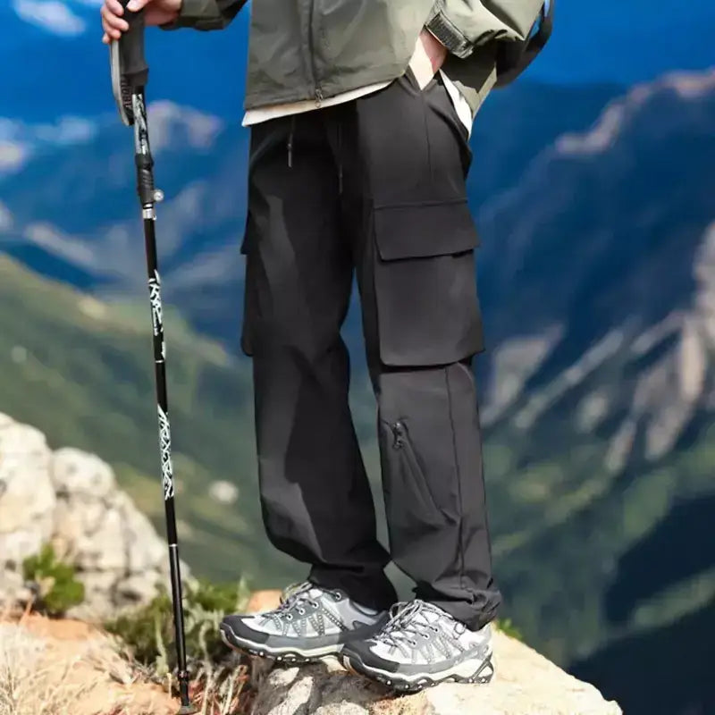 Pantalon homme de randonnée style cargo