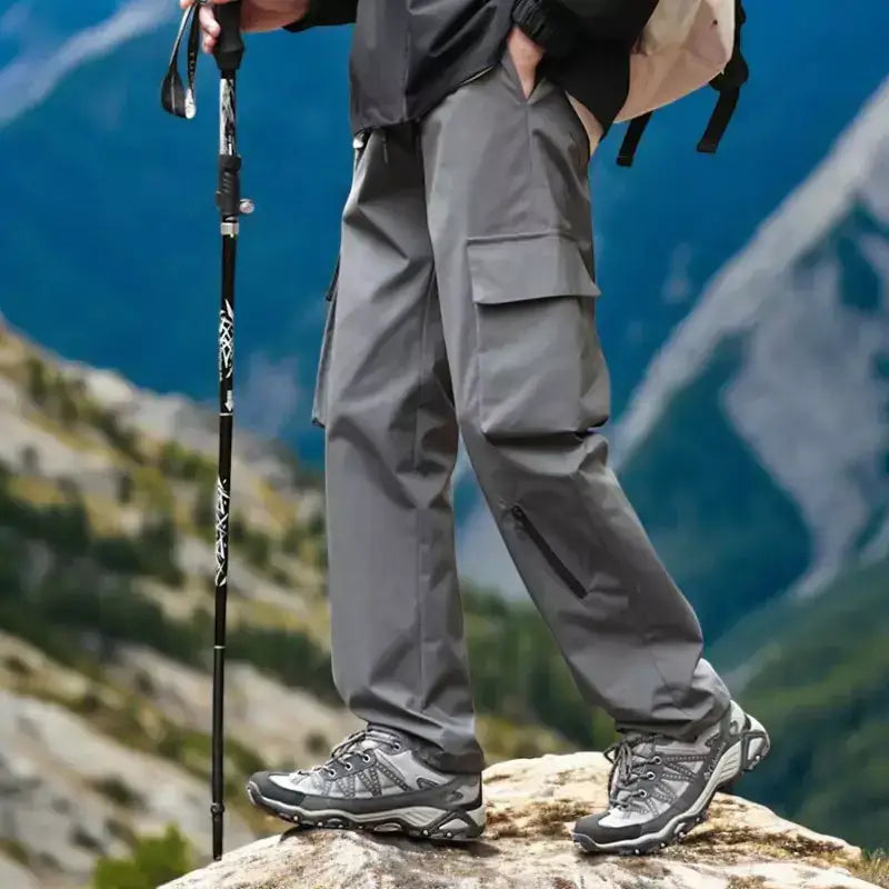 Pantalon homme de randonnée style cargo