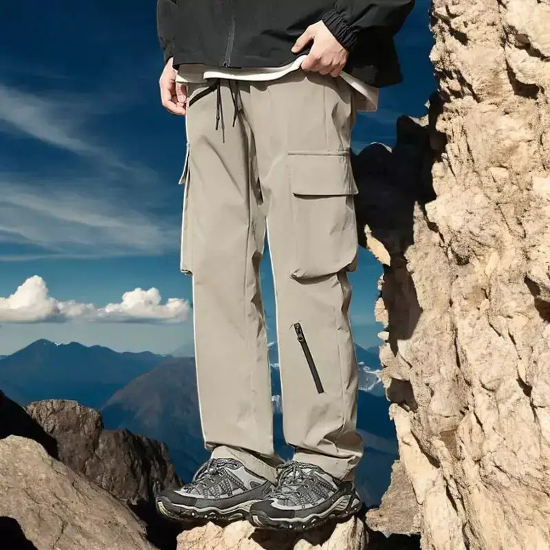 Pantalon homme de randonnée style cargo