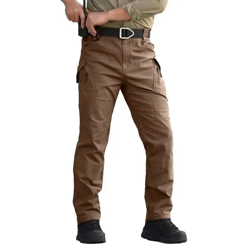 Pantalon randonnée imperméable coupe cargo