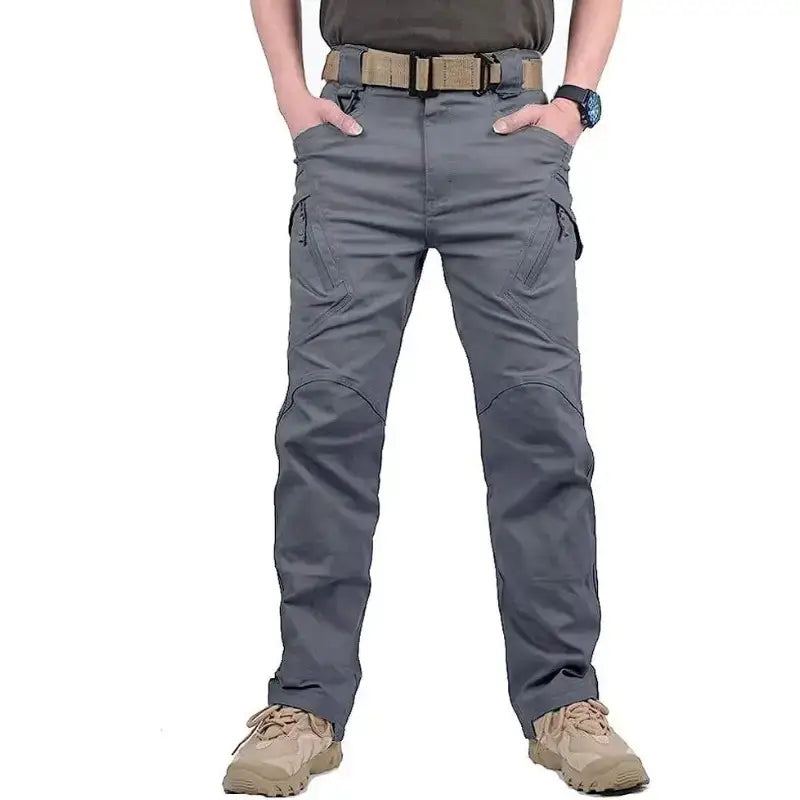 Pantalon randonnée imperméable coupe cargo