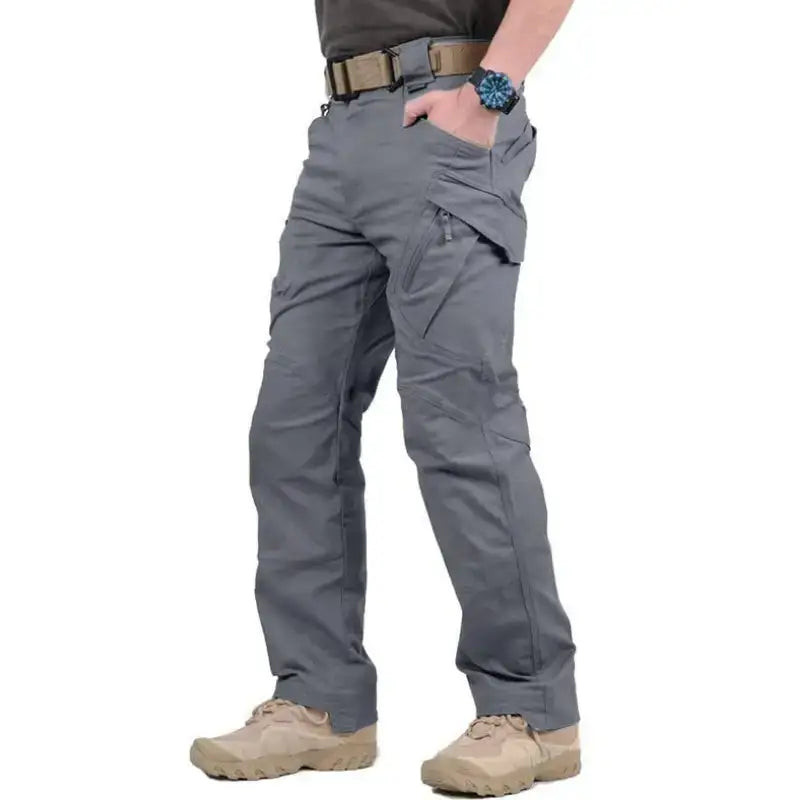 Pantalon randonnée imperméable coupe cargo