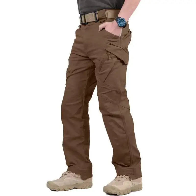 Pantalon randonnée imperméable coupe cargo