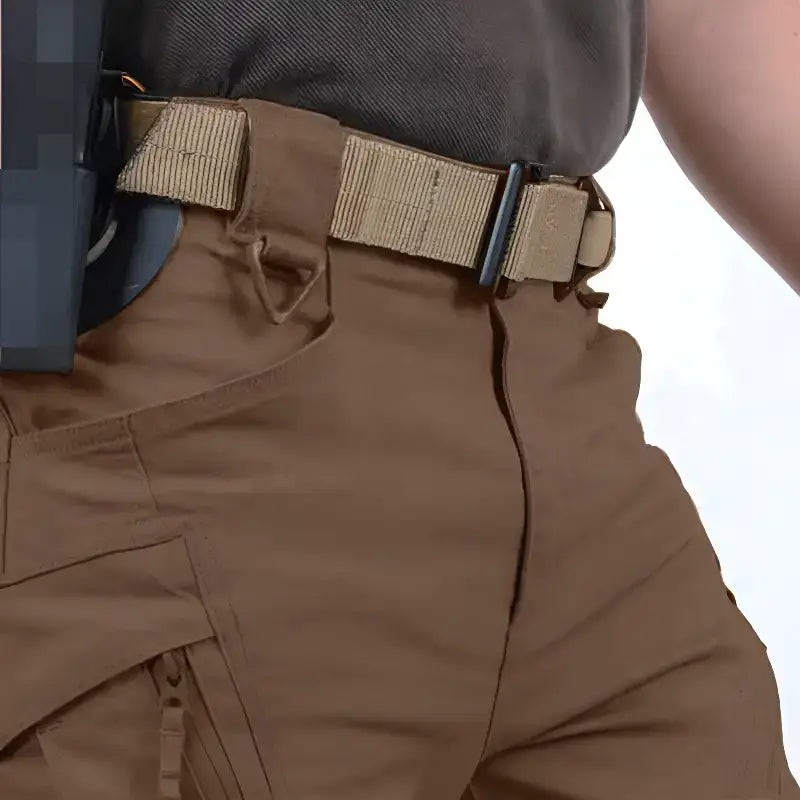 Pantalon randonnée imperméable coupe cargo