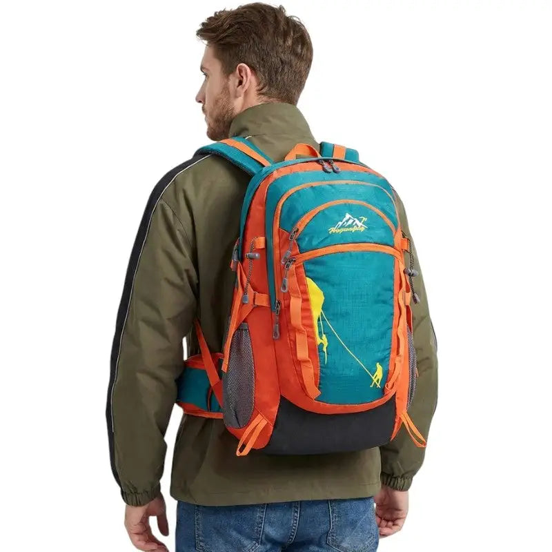 Sac à dos randonnée robuste femme technique