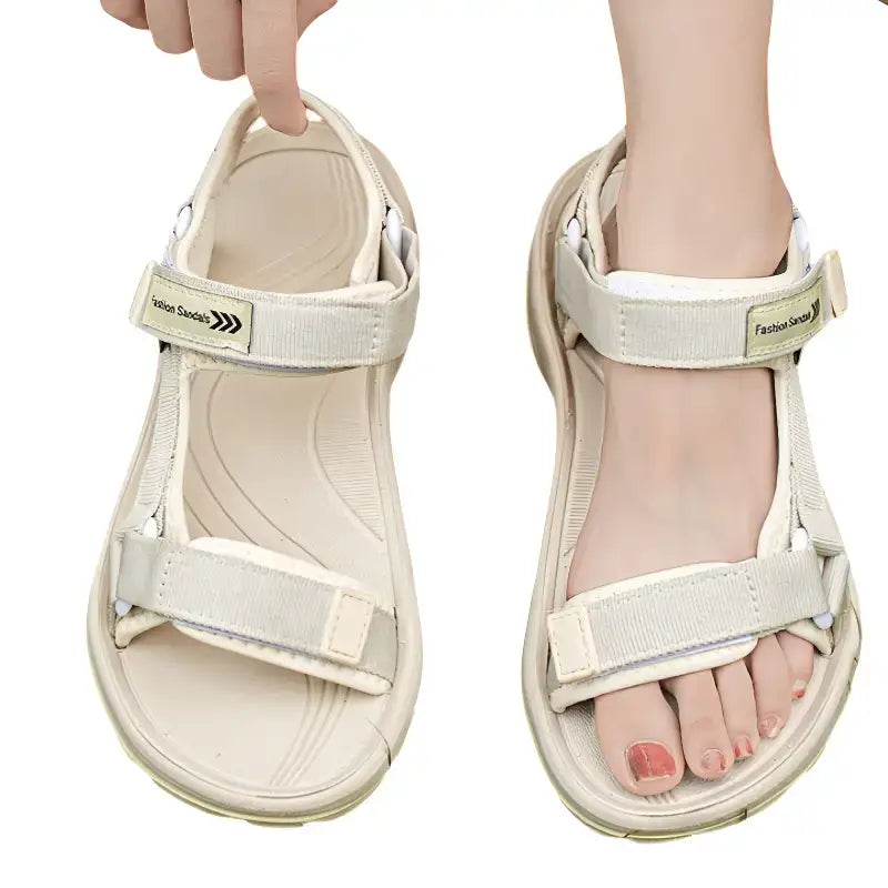 Sandales de randonnée femme scratch ajustable