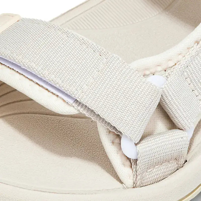 Sandales de randonnée femme scratch ajustable