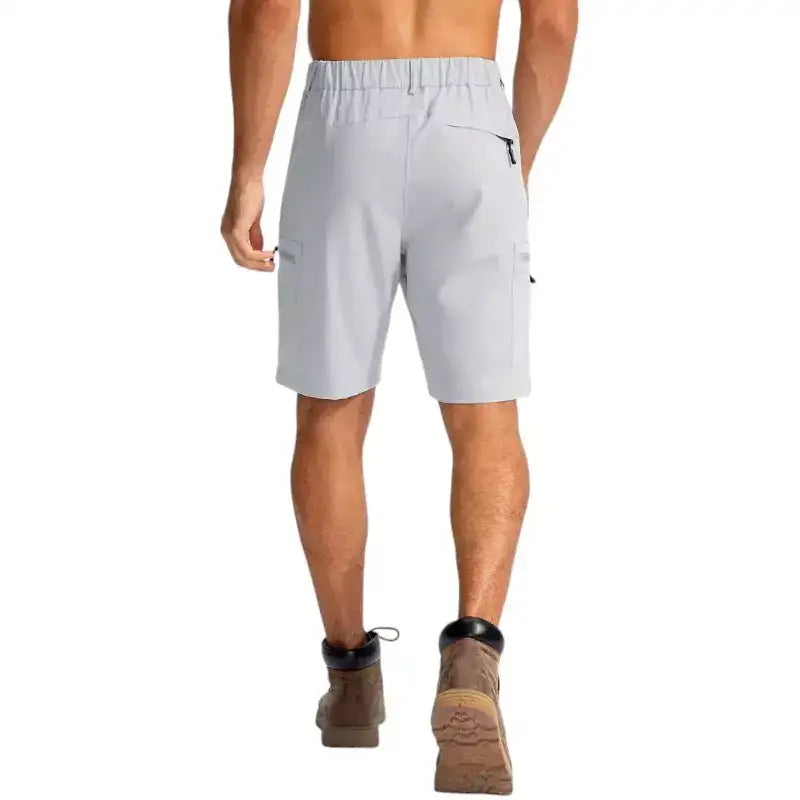 Short homme randonnée aventure pratique