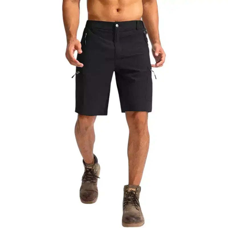 Short homme randonnée aventure pratique