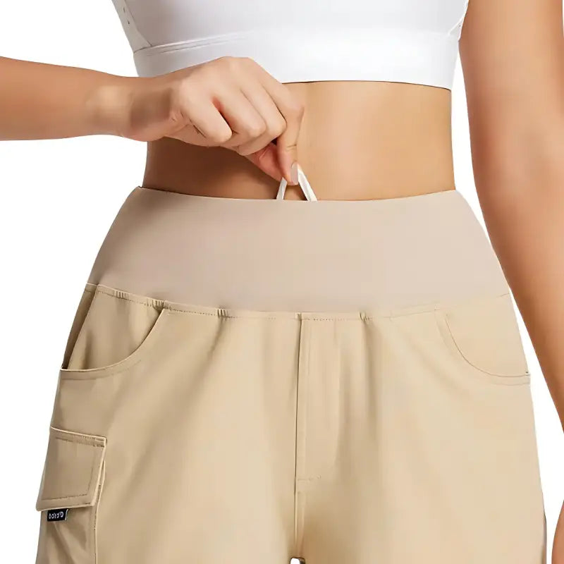 Short randonnée femme avec poches robuste