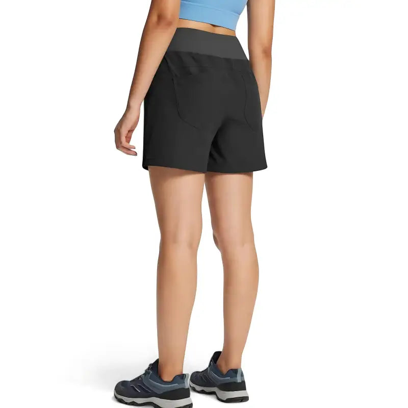 Short randonnée femme avec poches robuste