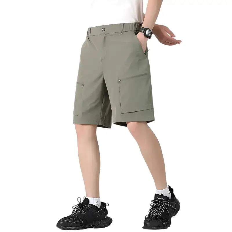Short randonnée homme aventure