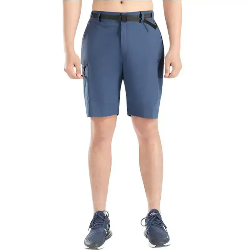 Short randonnée homme sport nature