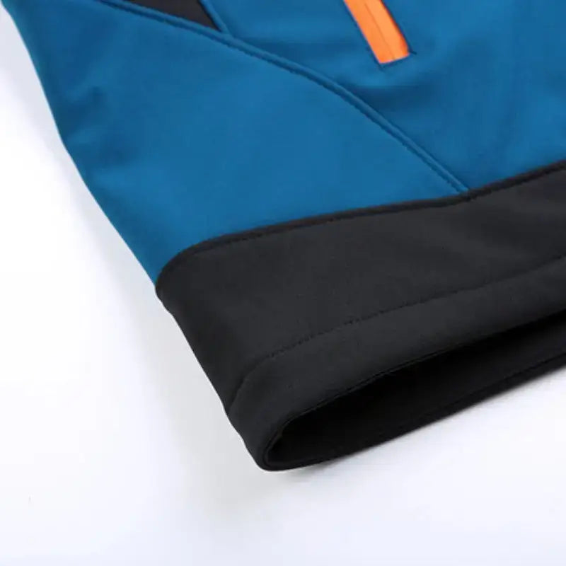 Veste randonnée homme imperméable 700g